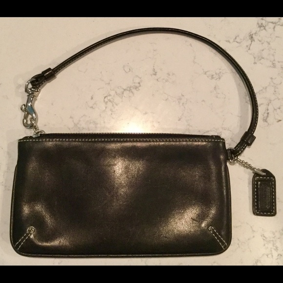 Coach wristlet - Picture 2 of 3